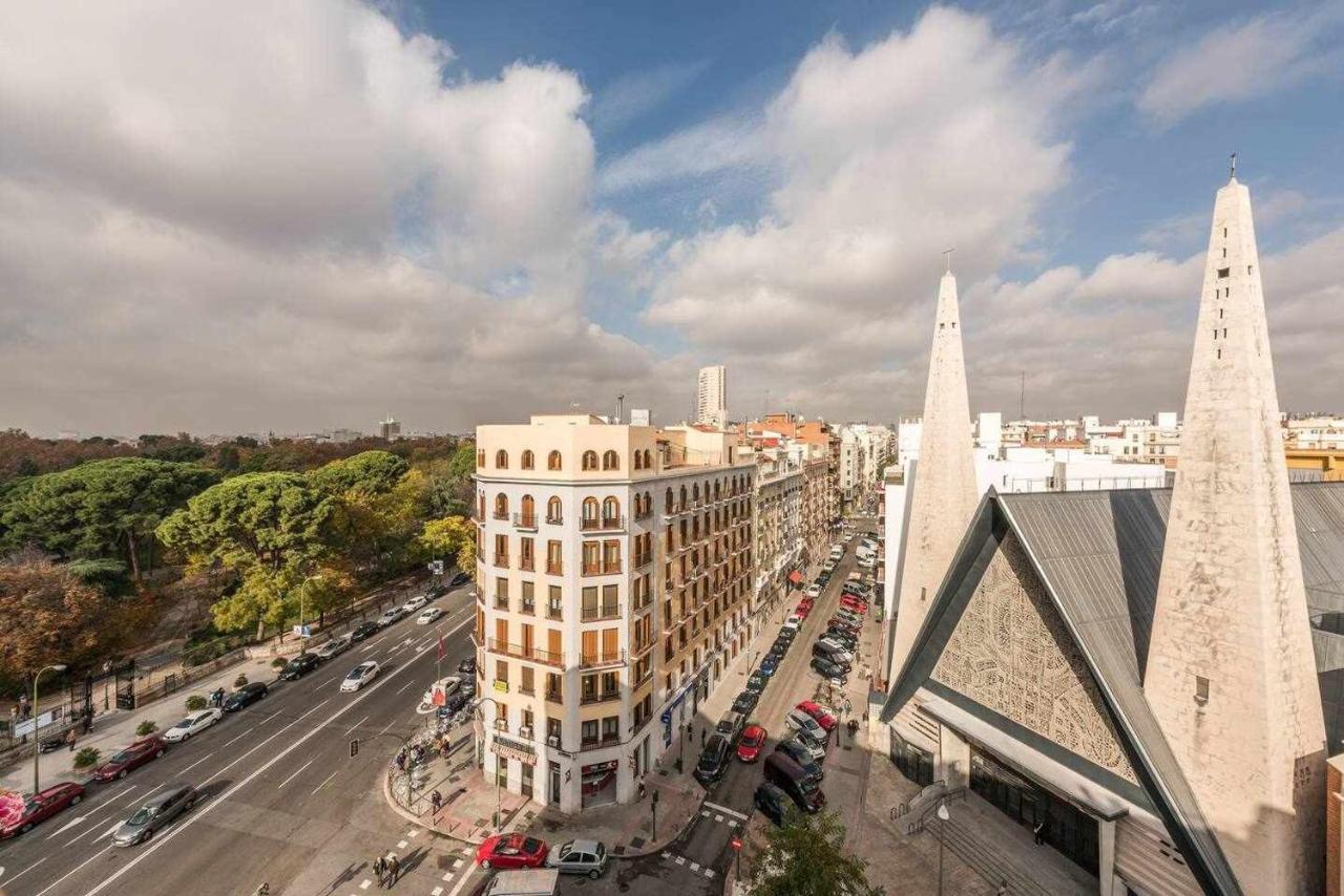 Apartmento De Lujo Retiro Barrio De Salamanca Madrid Dış mekan fotoğraf